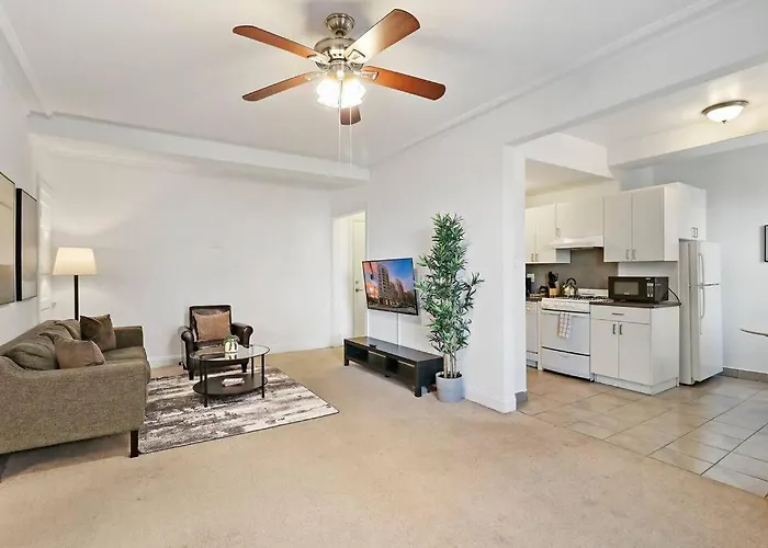 Sleek 1-bedroom In - East Park Tower 0610 Rep * Chicago