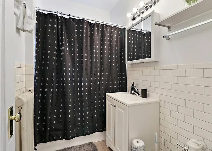 Sleek 1-bedroom In - East Park Tower 0610 Rep Chicago