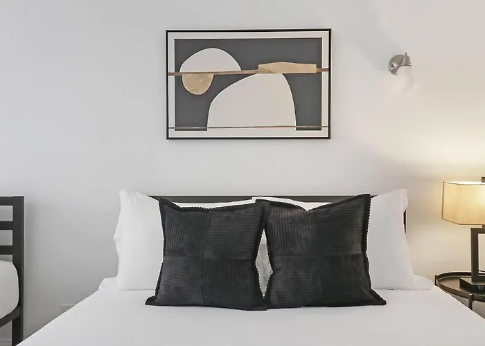 Sleek 1-bedroom In - East Park Tower 0610 Rep * Chicago